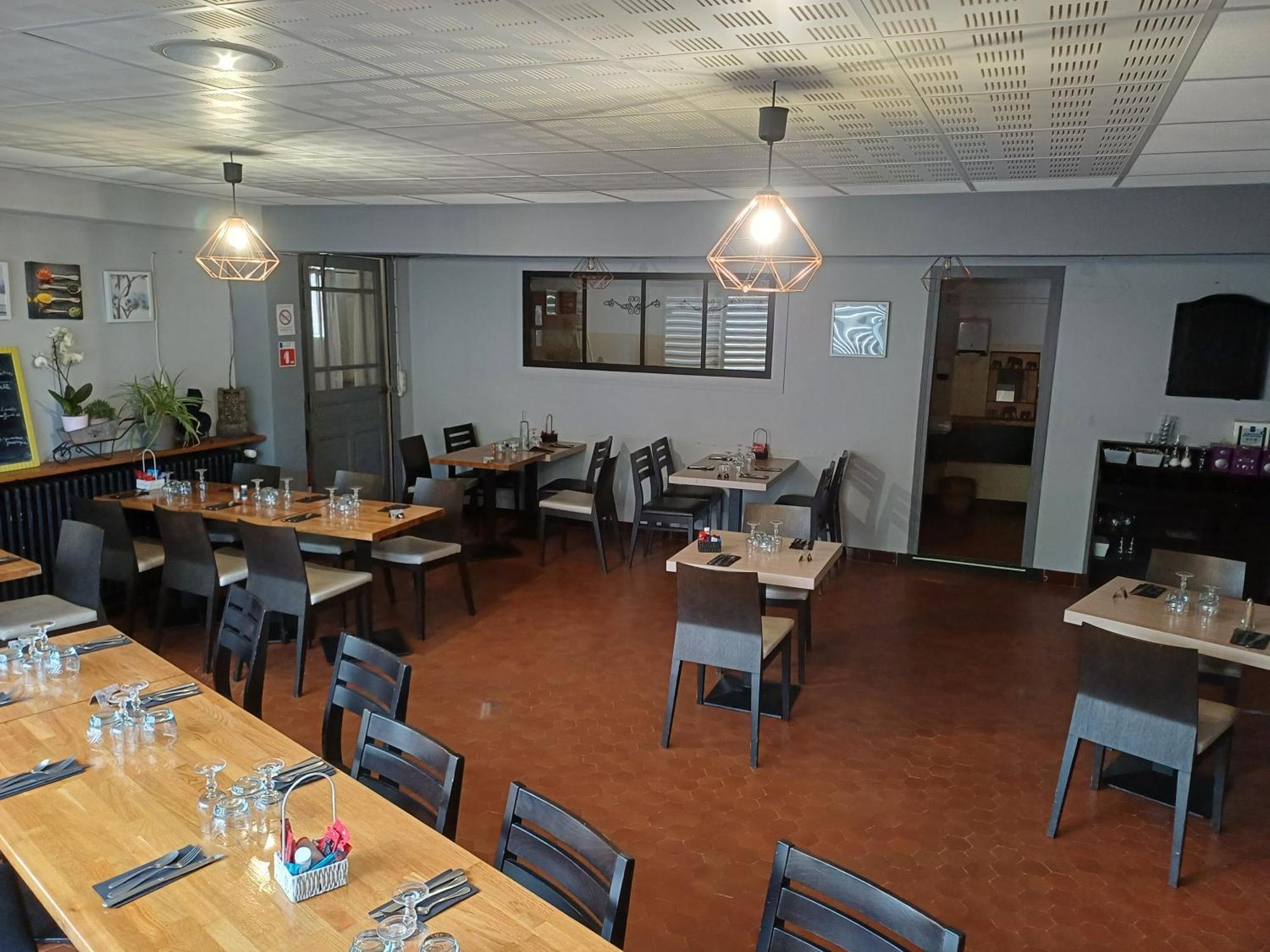 Auberge Des Platanes Villevocance Esterno foto